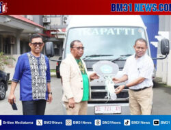 IKAPATTI Serahkan Bantuan Dua Buah Mobil Operasional dan Dana Rp300 Juta untuk Tiga Tempat Ibadah di Universitas Pattimura
