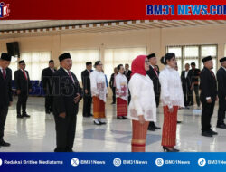 Rektor Unpatti Lantik 14 Pejabat Administrator dan Pengawas